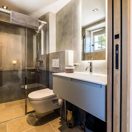 בית נופש Etxe Batua - Keyweek Renovated Basque With Heated Pool *